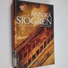 Annika Sjögren : Ei liikahda lehtikään - pikkukuva 1