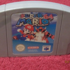 Nintendo 64 konsoli originaalit piuhat, ohjain ja Mario 64 - pikkukuva 3