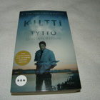 Gillian Flynn Kiltti tyttö  -pok - pikkukuva 1