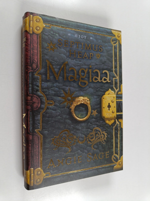 Angie Sage : Magiaa