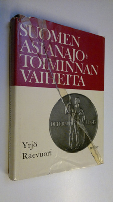 Yrjö Raevuori : Suomen asianajotoiminnan vaiheita