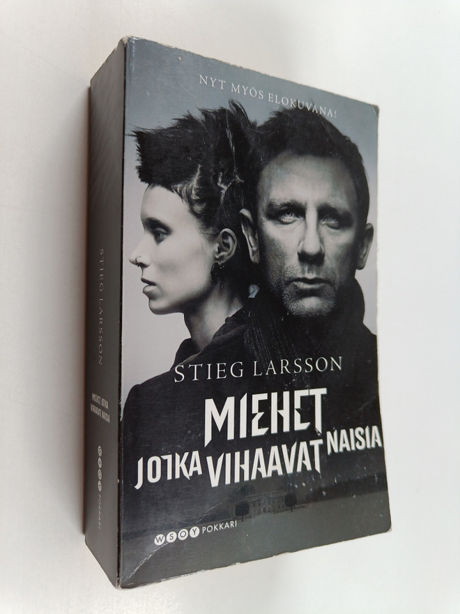 Stieg Larsson : Miehet jotka vihaavat naisia