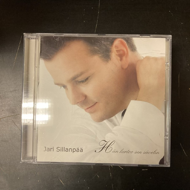 Jari Sillanpää - Hän kertoo sen sävelin CD