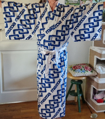 Mazda vintage kimono. Reilu Koko