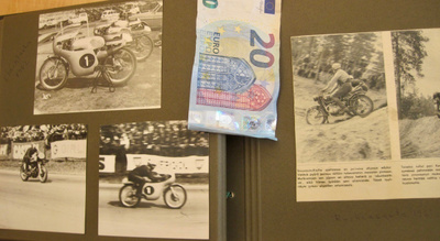 7 VANHAA Valokuvaa UPEAT Ralli Moottoripyörät n. 1960