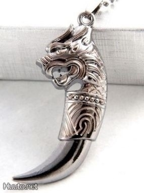 788 .. Stainless Steel Dragon Hammas .. Kaulakoru