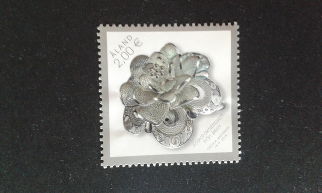 åland 2015 kansallispukukoruja 2€**