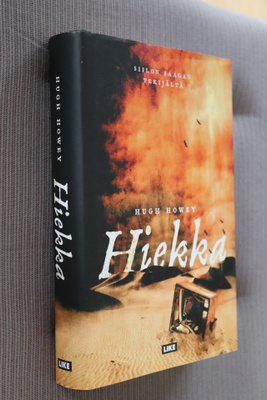 Hugh Howey : Hiekka ( 1.p. 2016 )