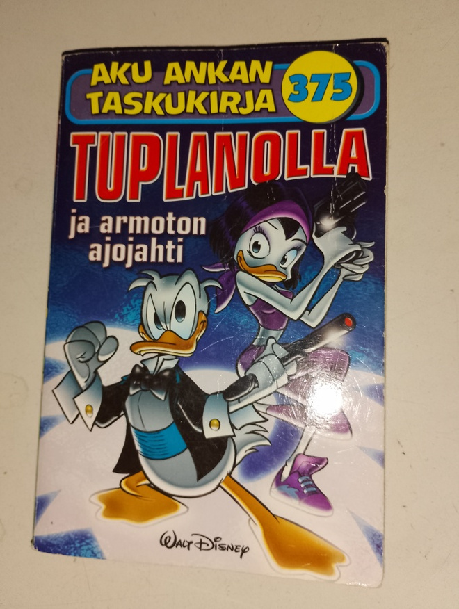 Aku Ankan taskukirja 375 Tuplanolla ja armoton ajojahti