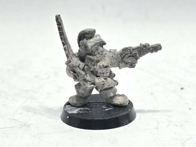 WH40K - Squat Champion (Rogue Trader) [S183]