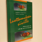 Sirkku Laitinen : Luottamuksen siiville : polkuja ihmisyy... - pikkukuva 1