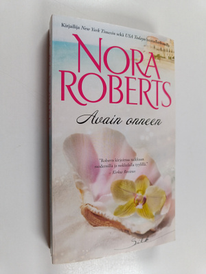 Nora Roberts : Avain onneen