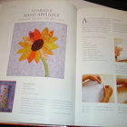 Haslam: A QUILTER`S GUIDE TO FLORAL QUILTS (Sis.postikulut) - pikkukuva 2