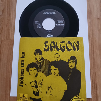 Saigon  – Juoksen Sun Luo 7" ps orig 1981 Punk mint