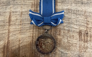 Aito Tillanderin valmistama miniatyyri