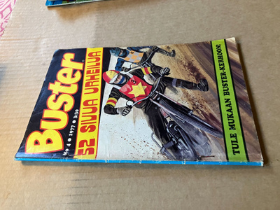 BUSTER 4/1977