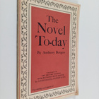 Anthony Burgess : The English novel of to-day - pikkukuva 1