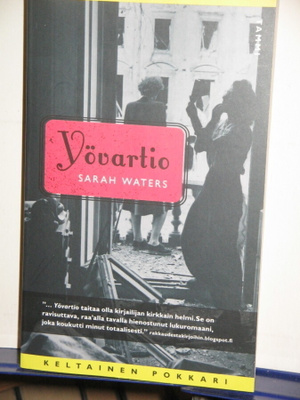 Sarah Waters : Yövartio