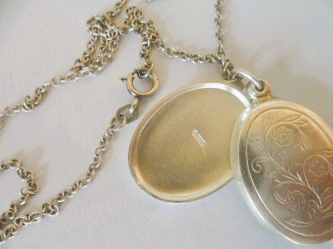 Kalevala Koru Medaljonki Lapista Hopea