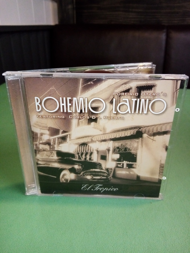 CD BOHEMIO LATINO :  EL TROPICO ( SIS POSTIKULU  )