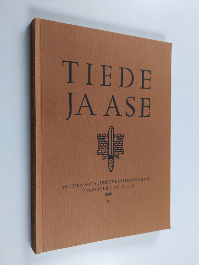 Tiede ja ase : Suomen sotatieteellisen seuran vuosijulkai...