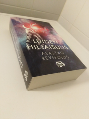 Alastair Reynolds: Luiden hiljaisuus