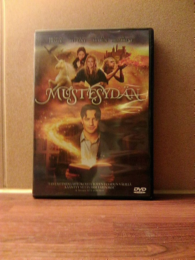 MUSTESYDÄN DVD R2 (EI HV)