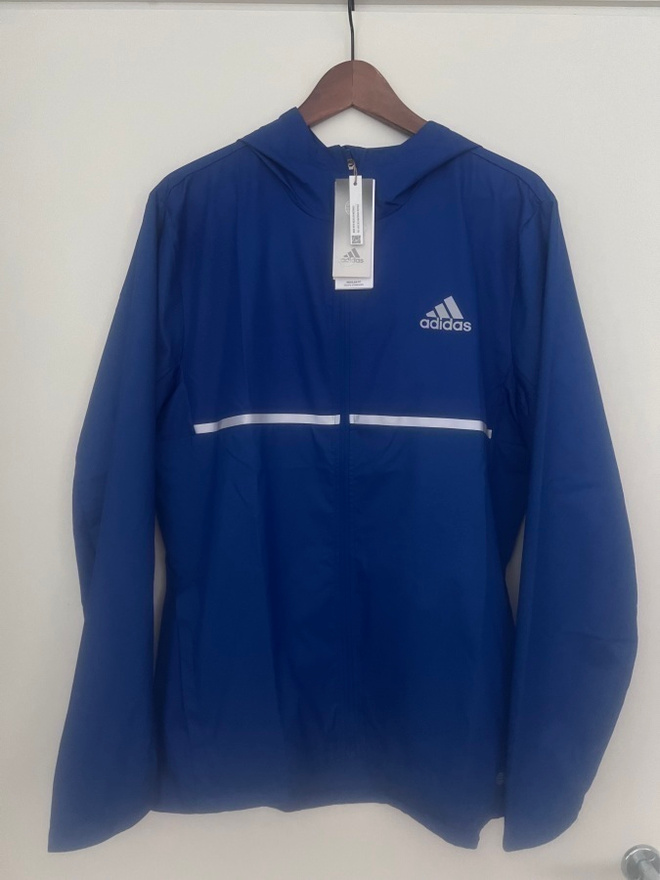 ADIDAS JUOKSUTAKKI KOKO M - UUSI
