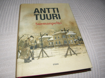 Antti Tuuri Surmanpelto  -sid