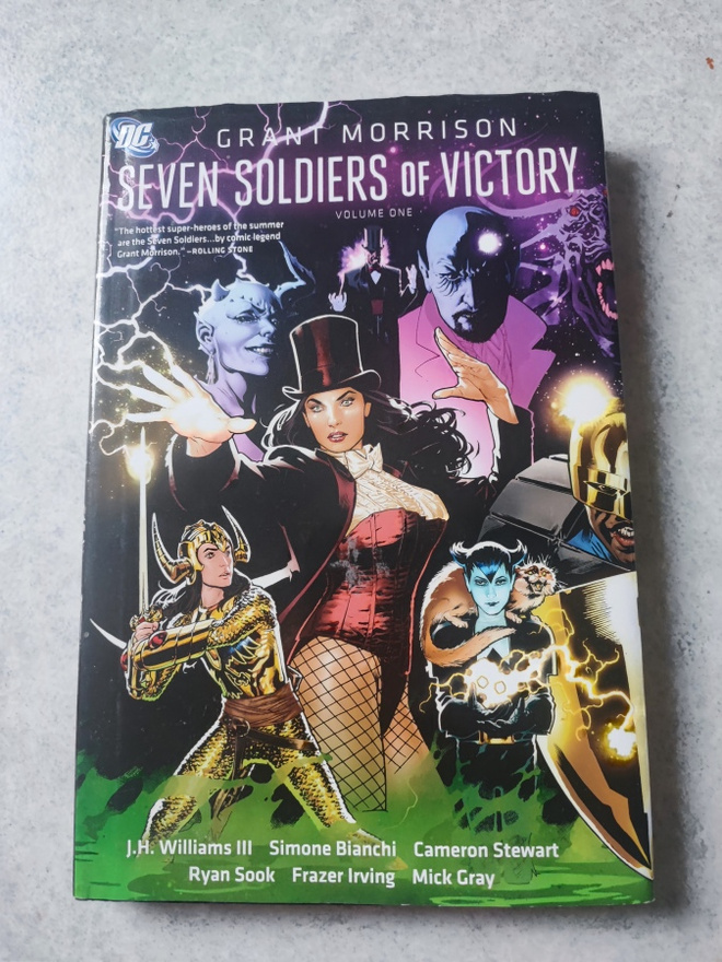 Seven Soldiers of Victory Grant Morrison