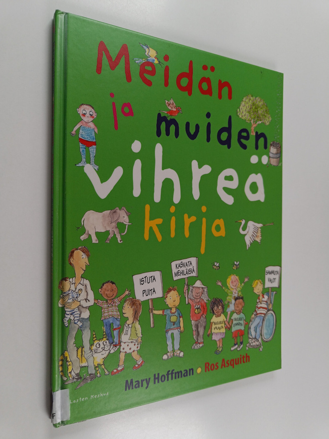 Mary Hoffman : Meidän ja muiden vihreä kirja