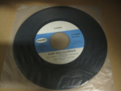 KARMA - KUN SAA AJAA / ALAN SOOLOILEMAAN EX+ 7"