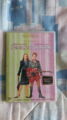 Perjantai on pahin, DVD, sis. postikulut