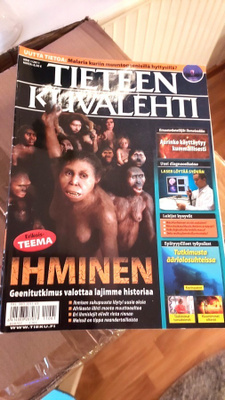 TIETEEN KUVALEHTI VUOSIKERTA 2011