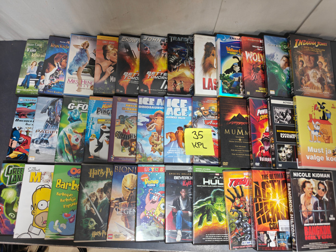DVD-filmejä 35kpl