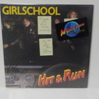 GIRLSCHOOL - HIT & RUN EX-/EX- 10" VINYYLI nimikirjoitus 3 X - pikkukuva 1