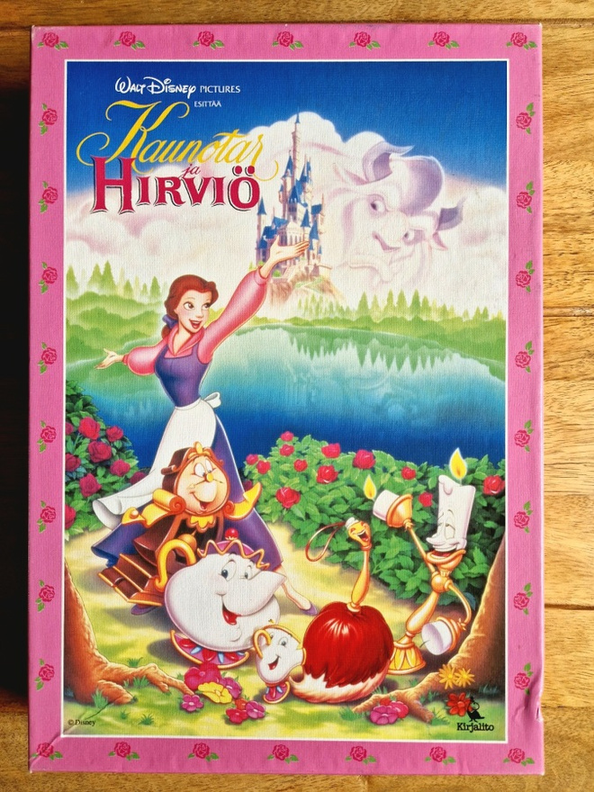 Kaunotar ja hirviö lautapeli hieno kunto