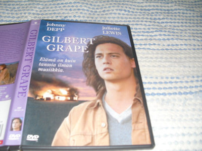GILBERT GRAPE (Leonardo DiCaprio) 1993***