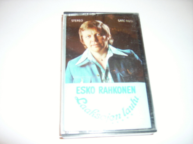 ESKO RAHKONEN: LAAKSOJEN LAULU C-KASETTI (Sis.postikulut)