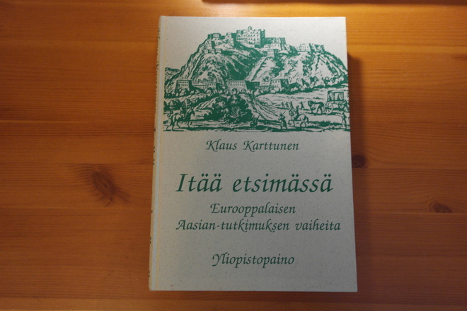 Klaus Karttunen:Itää etsimässä.Sid.Hyvä!