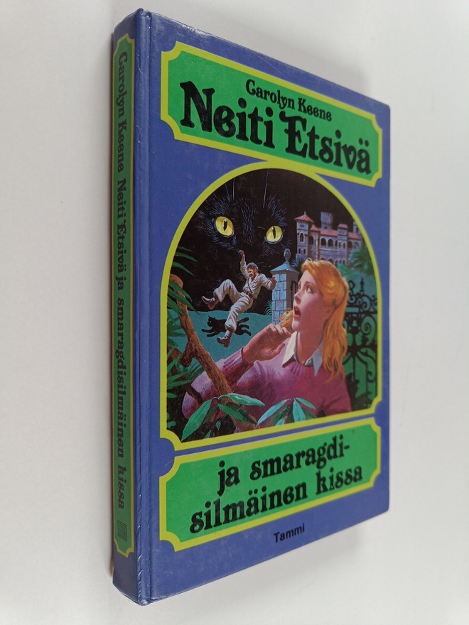 Carolyn Keene : Neiti Etsivä ja smaragdisilmäinen kissa