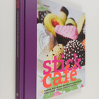 Carine Johansson : Stickcafe : kakor, bullar och tårtor a... - pikkukuva 1