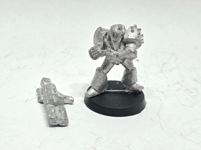 WH40K - Space Marine with Heavy Weapon (Rogue trader) [S88]