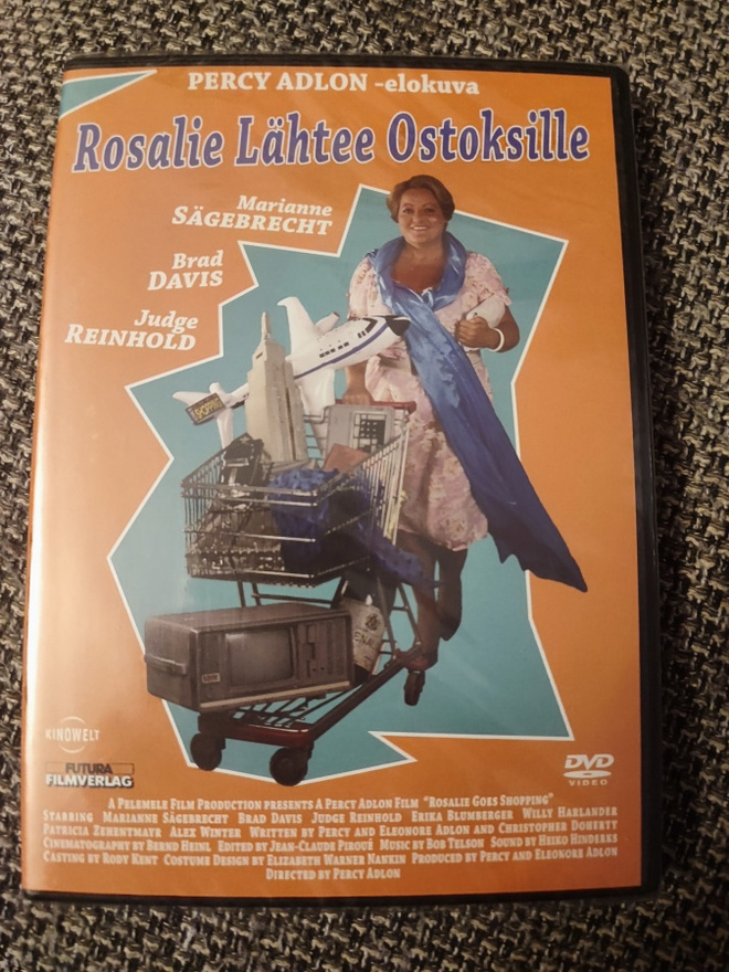 Rosalie lähtee ostoksille UUSI Percy Adlon