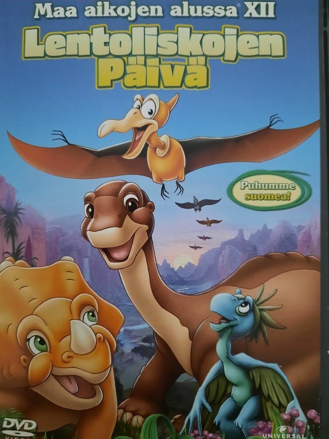 Maa aikojen alussa - Lentoliskojen päivä