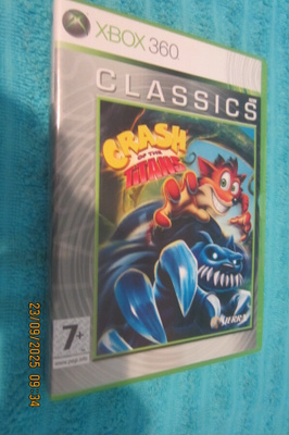 Xbox 360 - CRASH of the TITANS classics  (CIB)