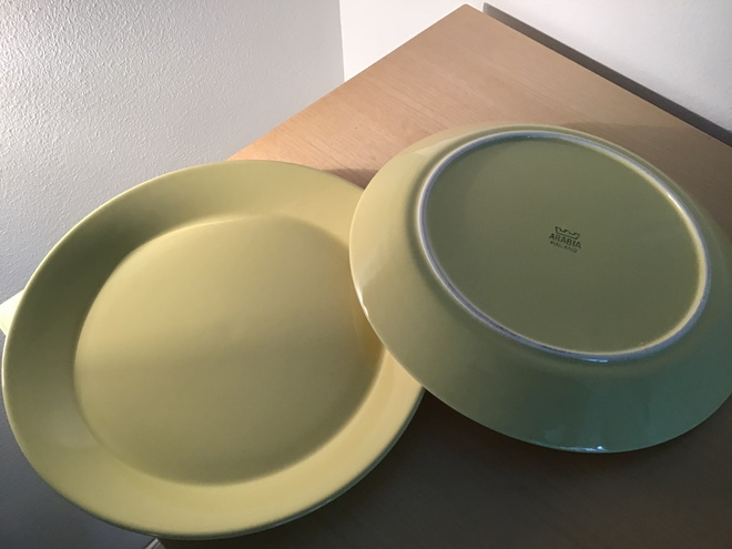 Arabian Kilta lautaset 2 kpl - Mint kunto