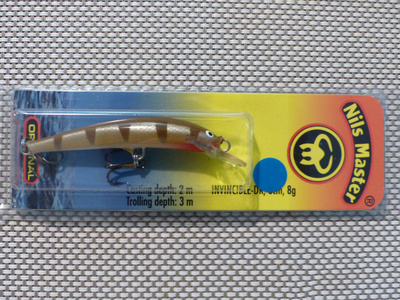 NILS MASTER INVINCIBLE 8cm, 8g Väri: 065