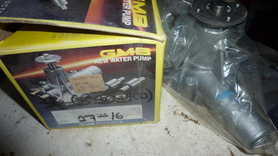 Vesipumppu  Mitsubishi Lancer  vm 79-82