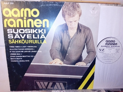 LP Aarno Raninen Suosikkisäveliä sähköuruilla ( SIS POSTIKUL